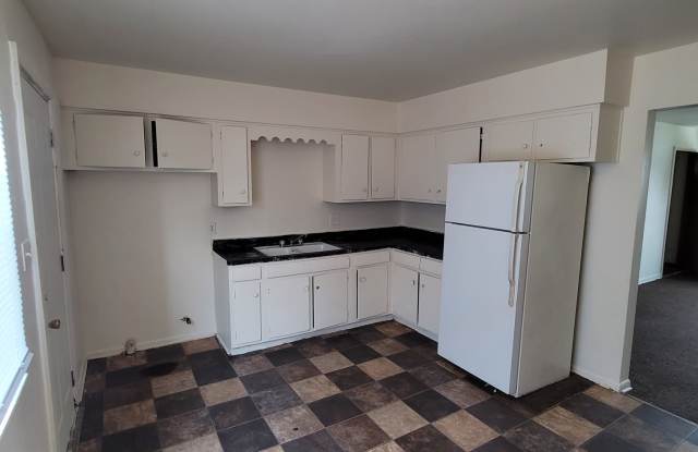 8924 West Carmen Avenue - 1 photos photos