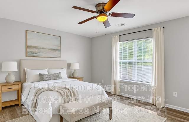 1437 Crandon Dr Gallery 4