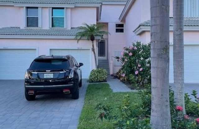 3602 Fairway Drive N Gallery 1