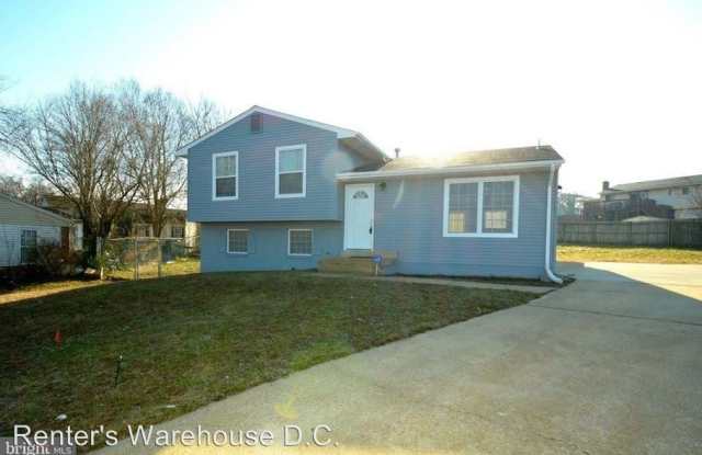5102 Brookside Ct - 5102 Brookside Court, Glassmanor, MD 20745