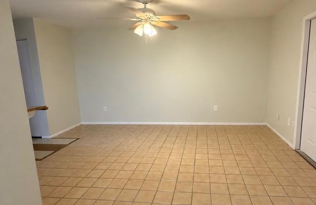 5008 Terrace Village Ln Gallery 2