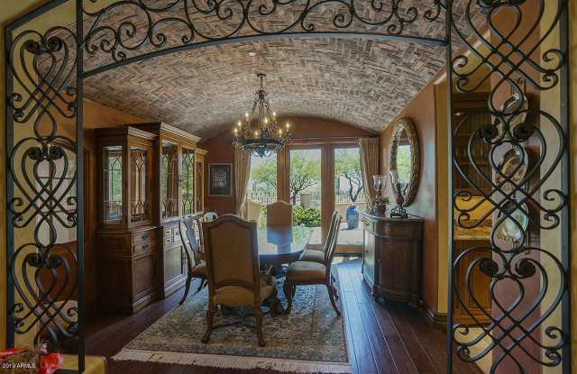 10182 E GILDED PERCH Drive Gallery 4