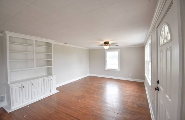 2 Bedroom 1 Bath On Acreage in Lindale ISD! Gallery 4