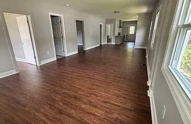 9940 NAYLOR Avenue Gallery 2
