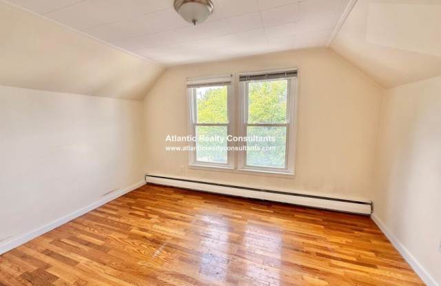 159 Winsor Ave. Gallery 1