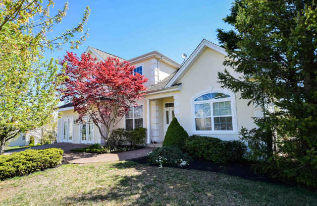 16 Alexandra Way - 16 Alexandra Way, Ocean County, NJ 08087