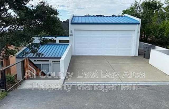1049 Amito Avenue - 1049 Amito Avenue, Oakland, CA 94705