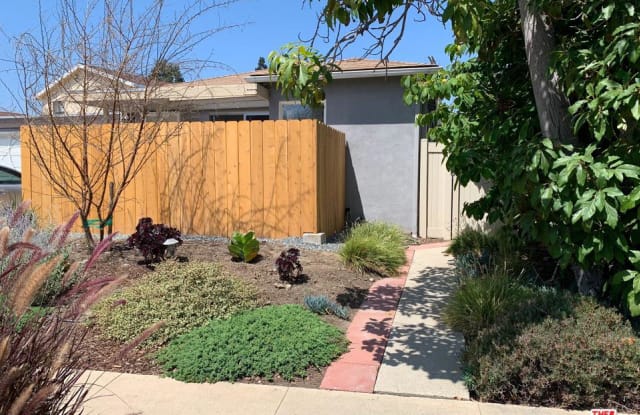 4104 HURON Avenue - 4104 Huron Avenue, Culver City, CA 90232