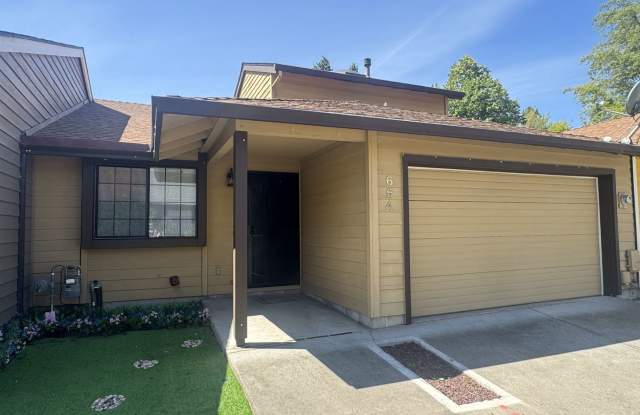 2 Bedroom 2 Bathroom Home photos photos