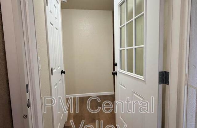 1280 Dodd Ct Gallery 3