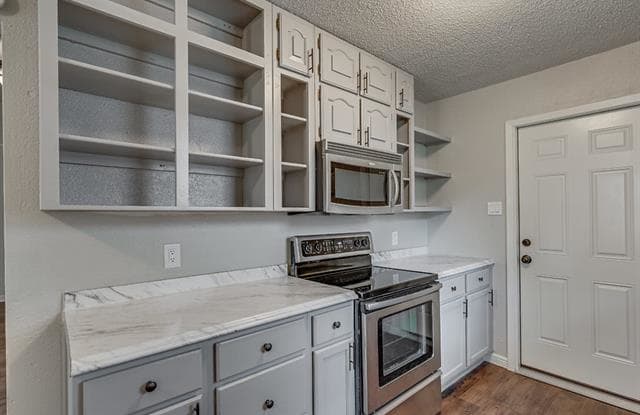 1117 Lakewood Circle - 1117 Lakewood Circle, Johnson County, TX 76009