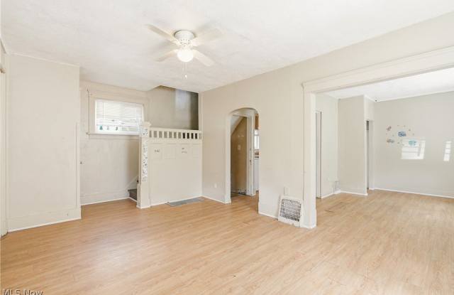 285 Sumner Court Gallery 2