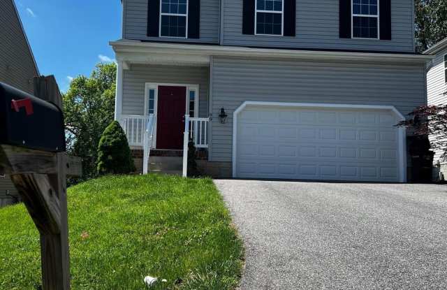 99 CLARENCE AVENUE photos photos