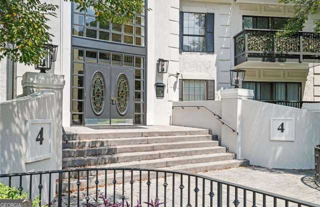 4303 Pine Heights Drive NE Gallery 3