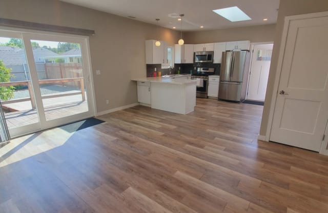 526 Shelly Drive #A - 526 Shelly Drive, Pleasant Hill, CA 94523
