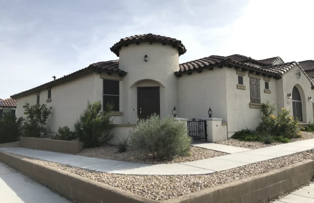 3014 N 72nd St - 3014 North 72nd Street, Mesa, AZ 85207