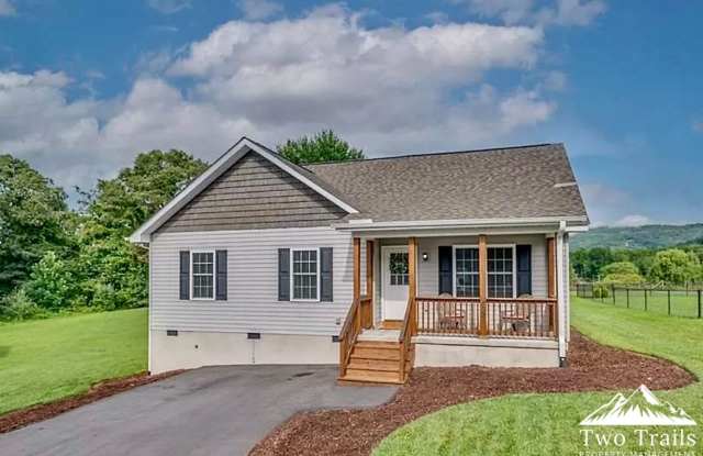3 BED/2 BATH ONE-LEVEL LIVING WITH MOUNTAIN VIEWS photos photos