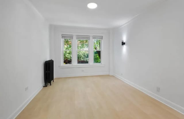 5038-5041 North Sheridan Rd. photos photos