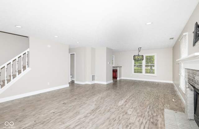 9224 Oak Knoll Lane Gallery 2