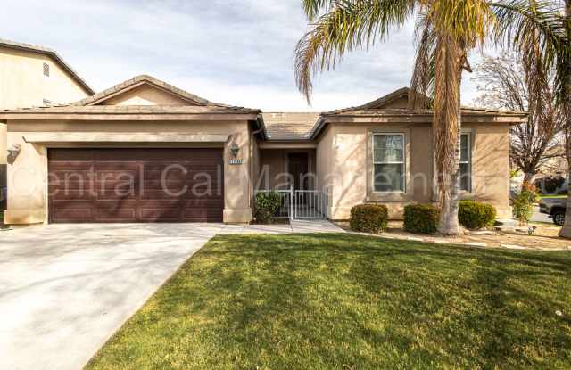 3 Bedroom/2 Bath home located in the Desired Northwest - $2395 per Month! photos photos