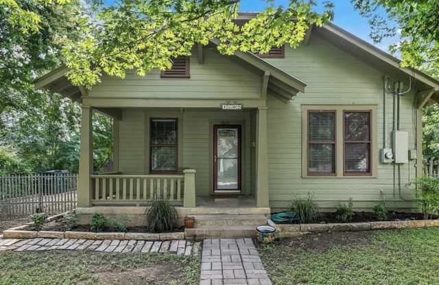 1605 South Elm Street photos photos