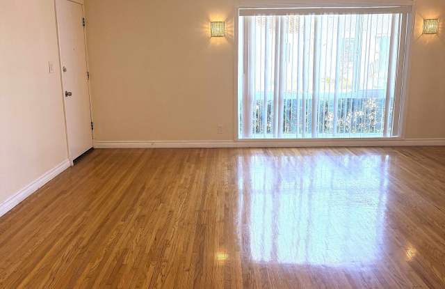 66 Quincy Avenue, Unit A Gallery 4