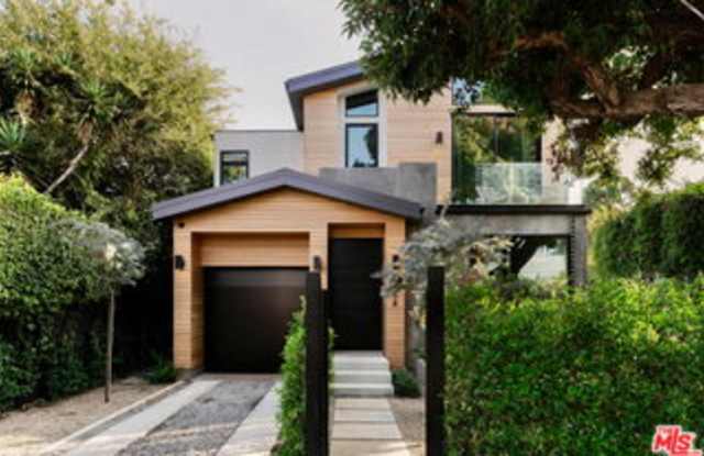 9064 Harland Avenue photos photos