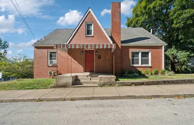 612 Hopkins Street - 612 Hopkins Street, Sewickley, PA 15143