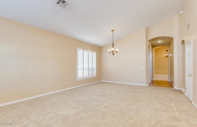14131 W GREENVIEW Circle S Gallery 4