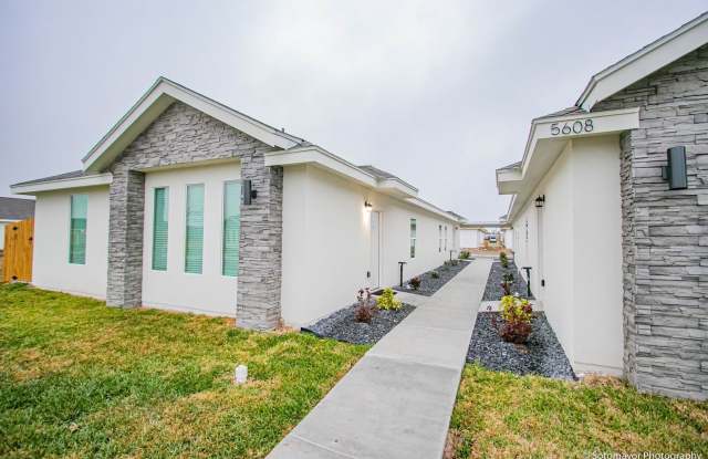 Lot 26 - 3300 S Mia Ln - NewCastle - Edinburg photos photos