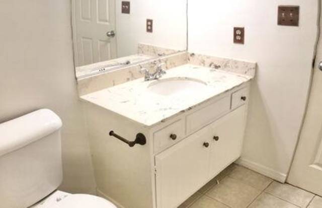 4737 La Villa Marina - 4737 La Villa Marina, Los Angeles, CA 90292