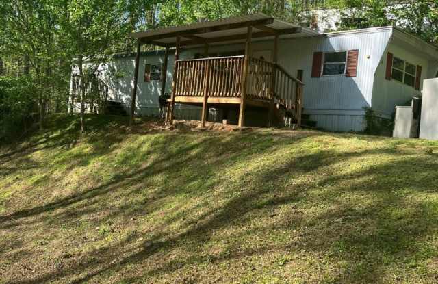 Remodeled 2 Bedroom in Candler - 12 Baylie Grace Lane, Buncombe County, NC 28715