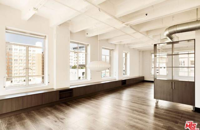 6253 Hollywood Blvd unit: 702 photos photos