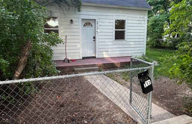 117 7th Ave W - 117 7th Avenue West, Kalispell, MT 59901