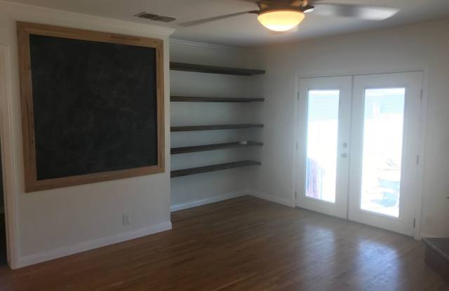 4616 Iroquois Ave. Gallery 3