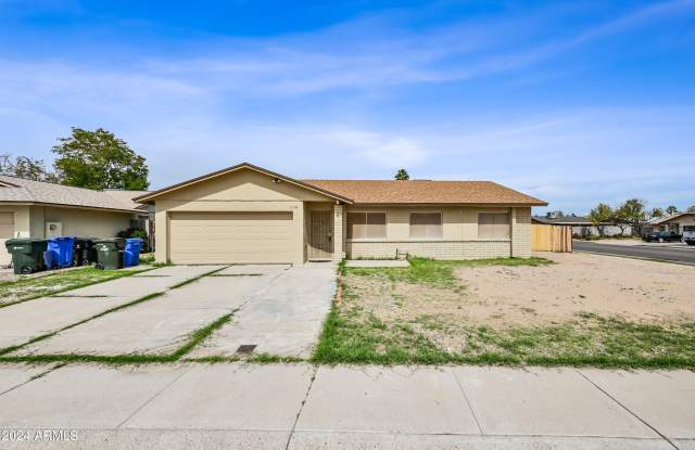 11102 W Turney Avenue - 11102 West Turney Avenue, Phoenix, AZ 85037