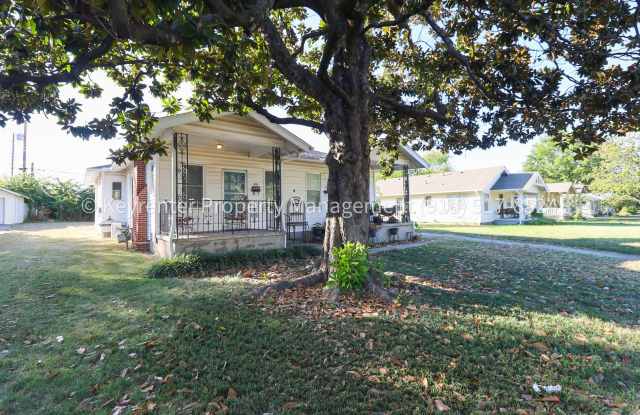 Charming 2-Bedroom Duplex in Tulsa Gallery 4