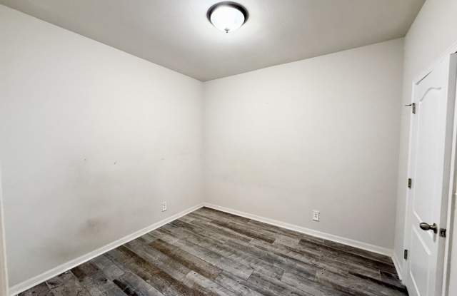 3821 BRANFORD Court Gallery 4
