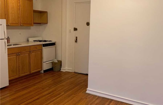 213-06 75th Avenue - 213-06 75th Avenue, Queens, NY 11364