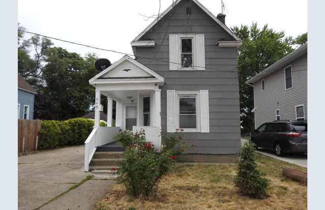 648 Plett Street Southwest photos photos 648 Plett Street Southwest photos photos