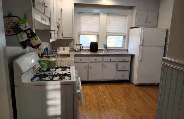 39-41 Upland Rd. - 39-41 Upland Road, Belmont, MA 02478