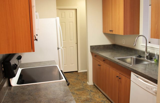 4601 Grandview Dr W Unit R106 - 4601 Grandview Drive West, University Place, WA 98466