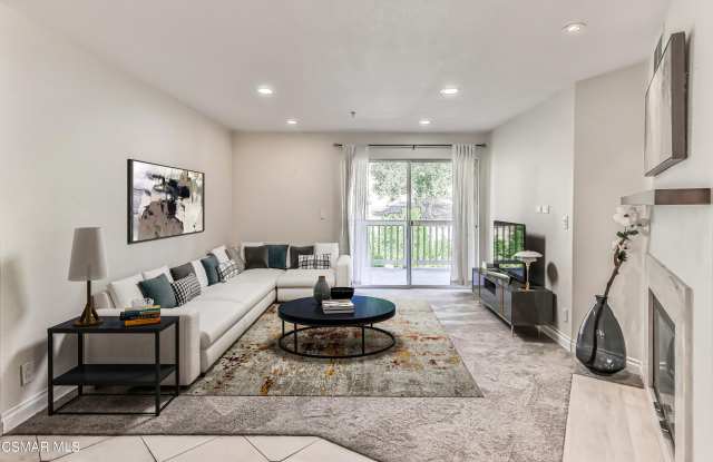 5805 Oak Bend Lane - 5805 Oak Bend Lane, Oak Park, CA 91377