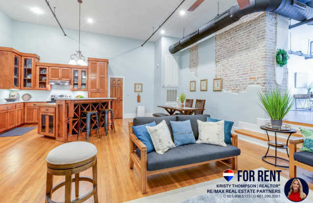 601 Court St Ste 107 Gallery 2