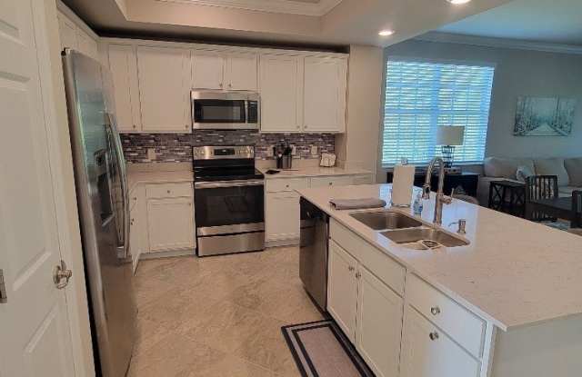 10700 Palazzo Way unit: 201 photos photos