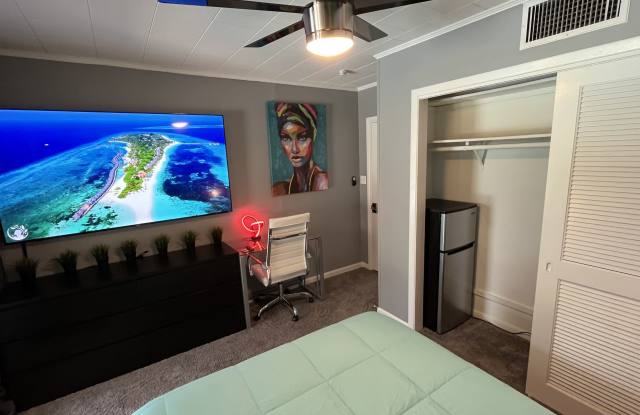 1511 South John Young Parkway - 3 Gallery 2