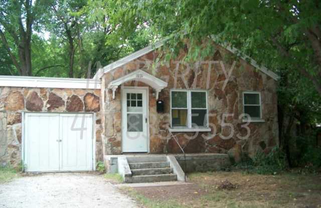 1851 North Johnston Avenue - 1851 North Johnston Avenue, Springfield, MO 65803