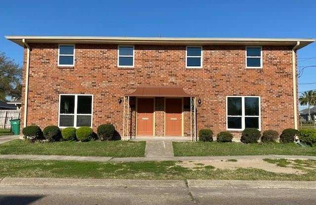 1052 CARROLLTON Avenue - 1052 Carrollton Avenue, Metairie, LA 70005