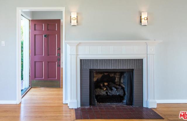 11144 VALLEY SPRING Place Gallery 3