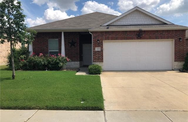 2400 Lohani Lane - 2400 Lohani Ln, Fort Worth, TX 76131